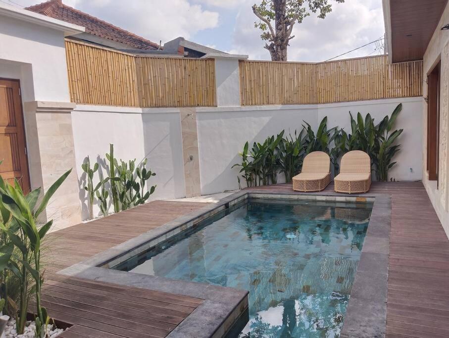 Santai Pour 4 Personnes A Seminyak